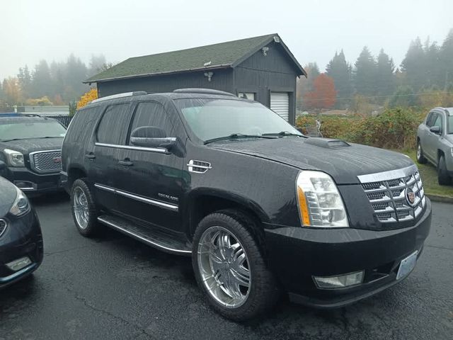 2012 Cadillac Escalade Luxury