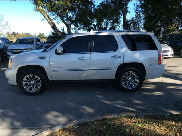 2012 Cadillac Escalade Premium