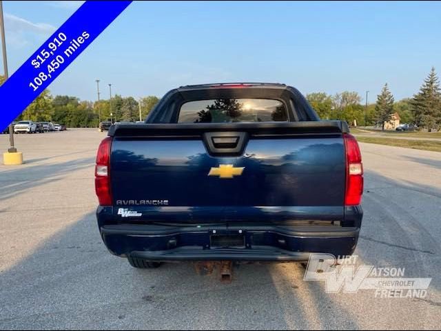 2012 Chevrolet Avalanche LS