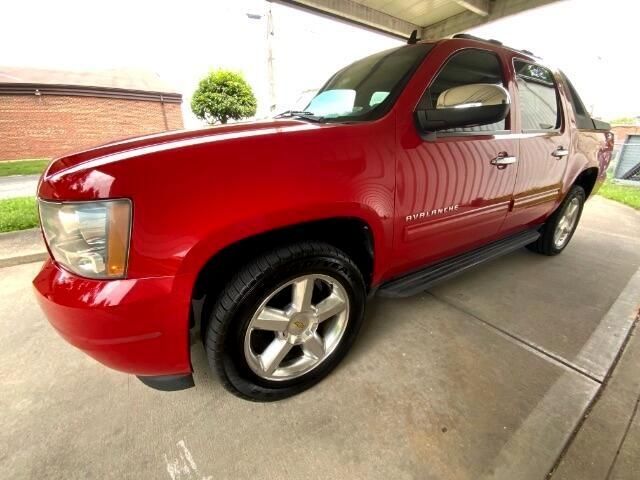 2012 Chevrolet Avalanche LS