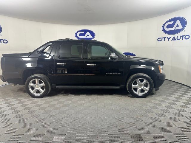 2012 Chevrolet Avalanche LT