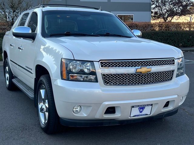 2012 Chevrolet Avalanche LTZ