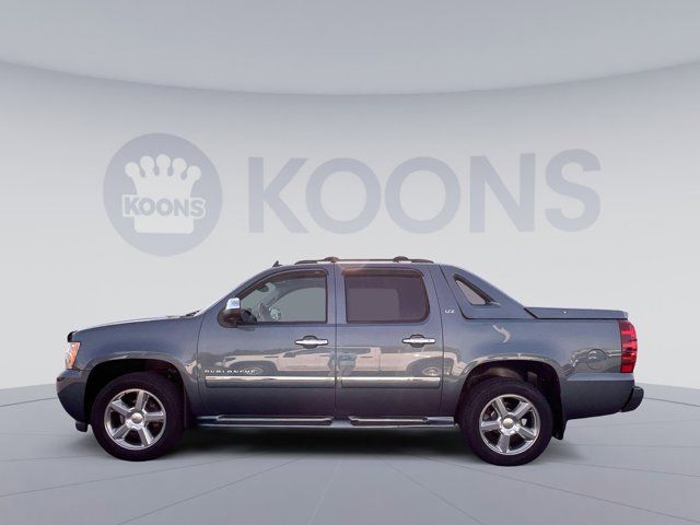 2012 Chevrolet Avalanche LTZ