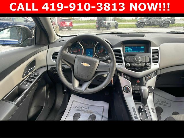 2012 Chevrolet Cruze LS