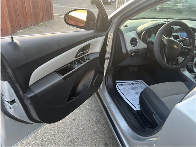 2012 Chevrolet Cruze LS