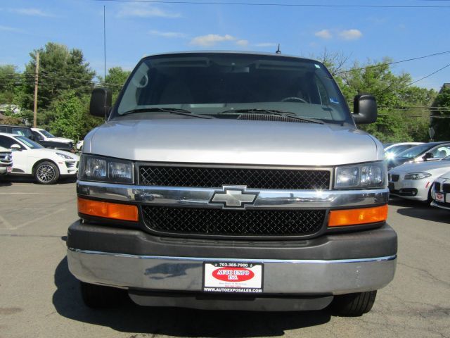 2012 Chevrolet Express 1LT