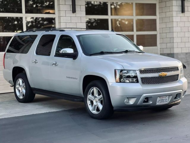 2012 Chevrolet Suburban LT