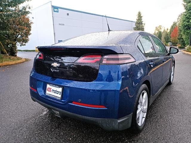 2012 Chevrolet Volt Base