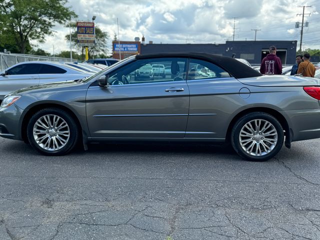 2012 Chrysler 200 Touring