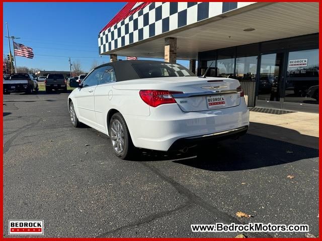 2012 Chrysler 200 Touring