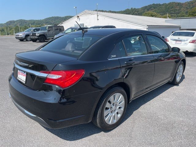 2012 Chrysler 200 LX