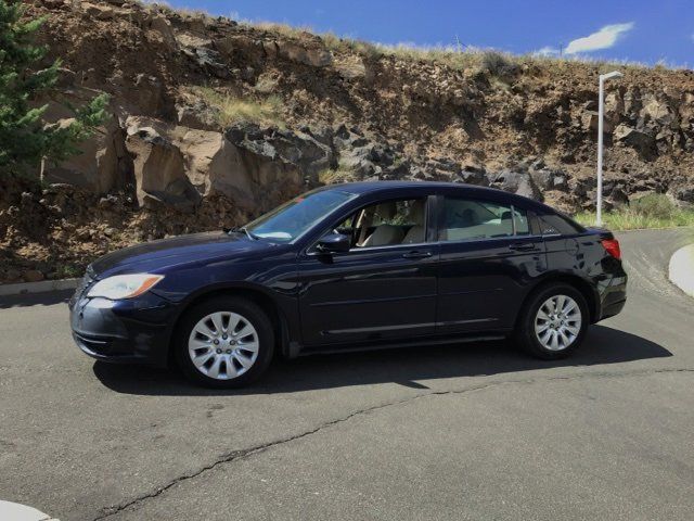 2012 Chrysler 200 LX