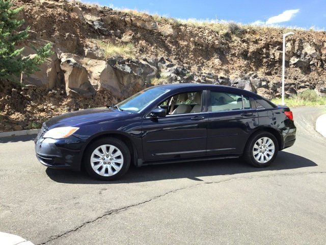 2012 Chrysler 200 LX