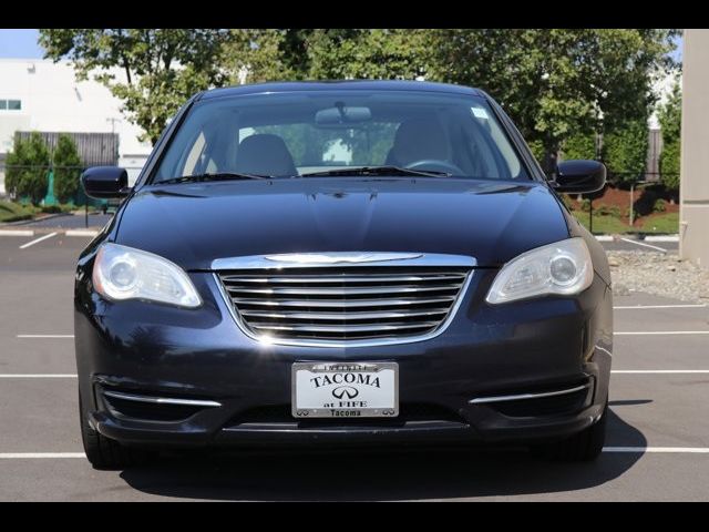 2012 Chrysler 200 LX