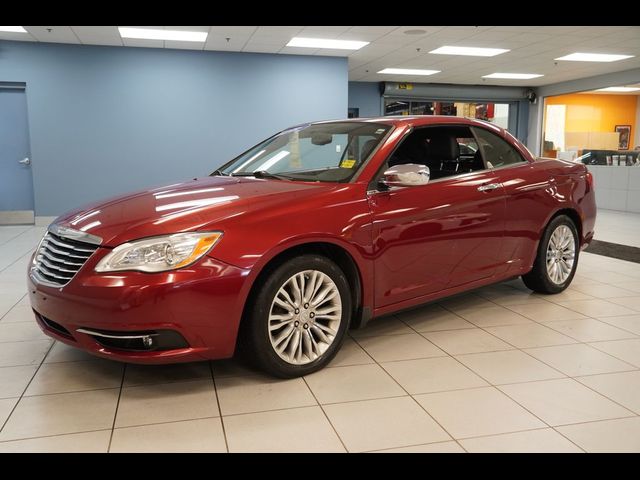 2012 Chrysler 200 Limited