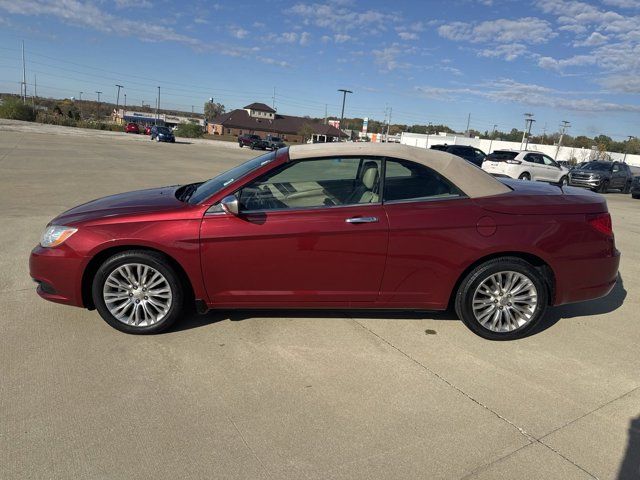 2012 Chrysler 200 Limited