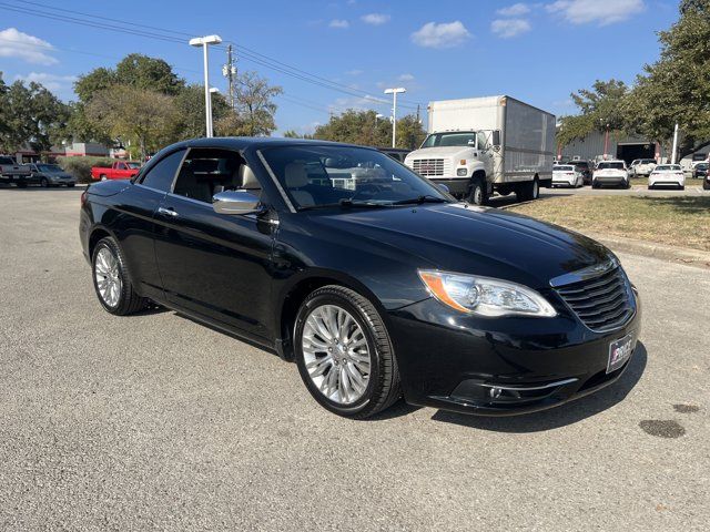 2012 Chrysler 200 Limited