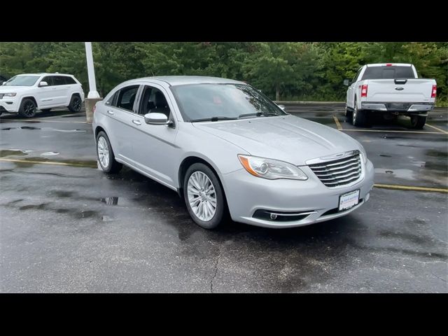 2012 Chrysler 200 Limited