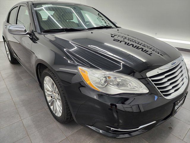 2012 Chrysler 200 Limited