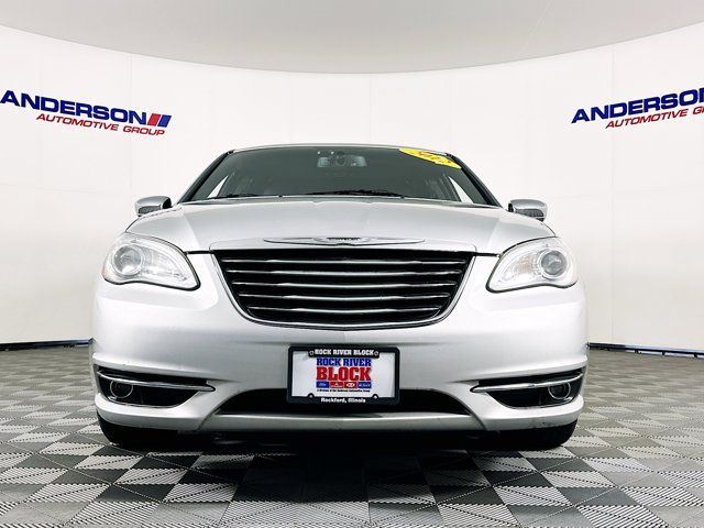 2012 Chrysler 200 Limited