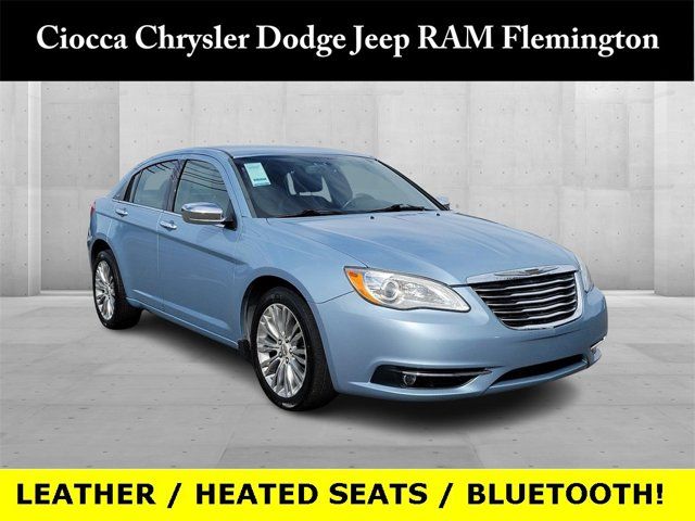 2012 Chrysler 200 Limited