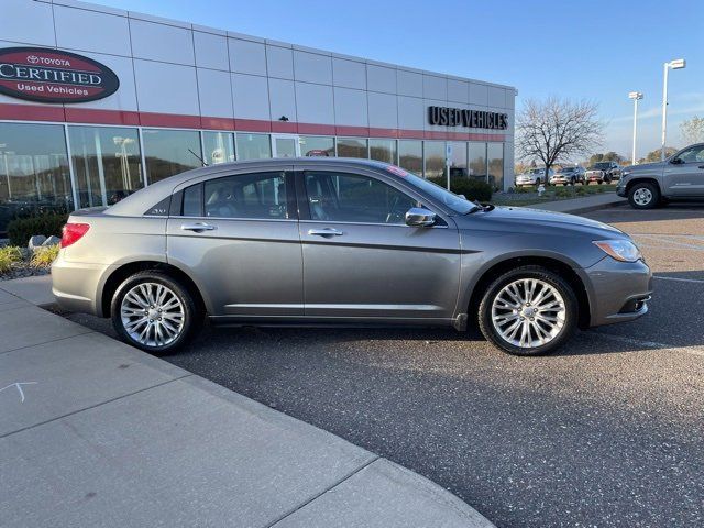 2012 Chrysler 200 Limited