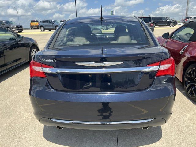 2012 Chrysler 200 Limited