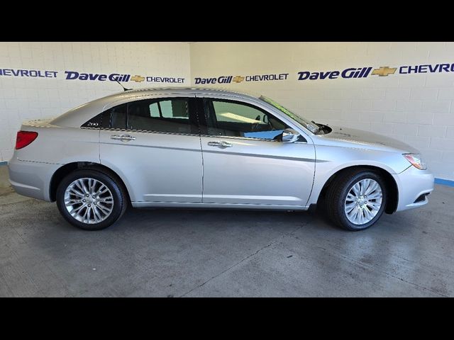 2012 Chrysler 200 Limited