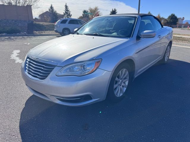 2012 Chrysler 200 Touring