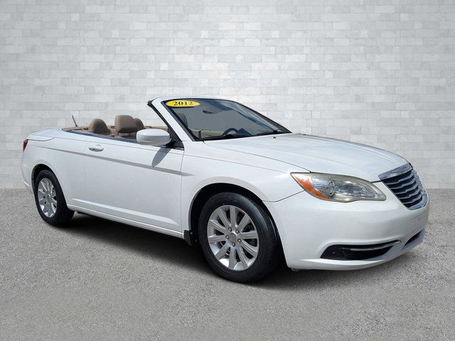 2012 Chrysler 200 Touring