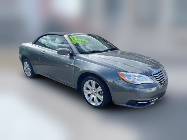 2012 Chrysler 200 Touring