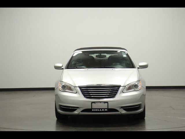 2012 Chrysler 200 Touring