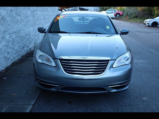 2012 Chrysler 200 Touring