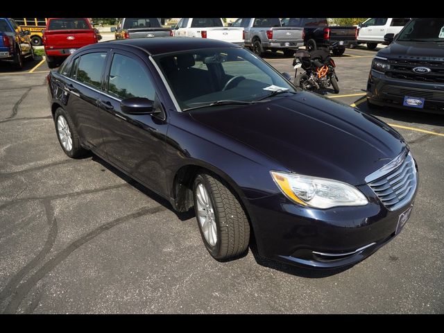 2012 Chrysler 200 Touring