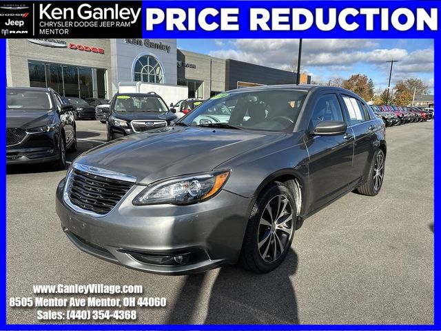 2012 Chrysler 200 Touring