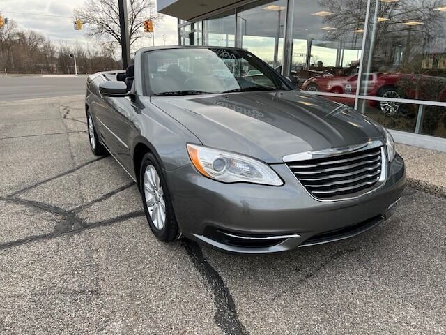 2012 Chrysler 200 Touring