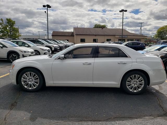 2012 Chrysler 300 300C Luxury Series