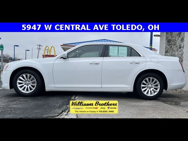 2012 Chrysler 300 Base