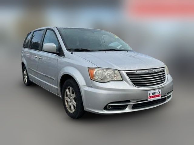 2012 Chrysler Town & Country Touring