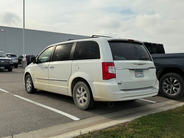 2012 Chrysler Town & Country Touring