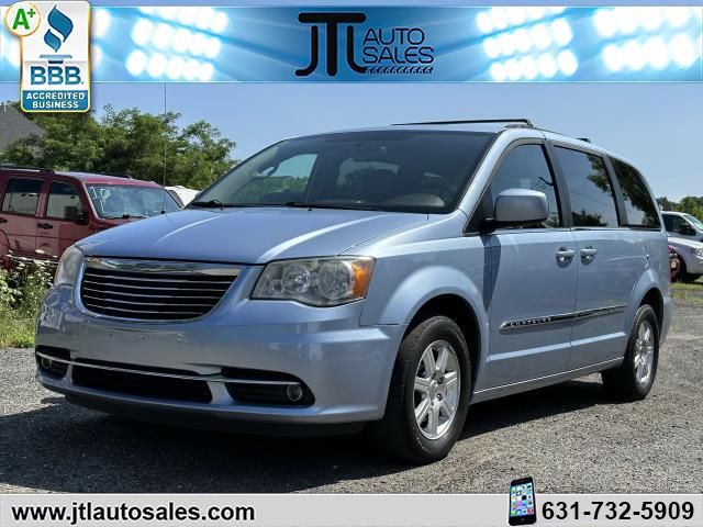 2012 Chrysler Town & Country Touring