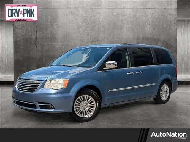 2012 Chrysler Town & Country Limited