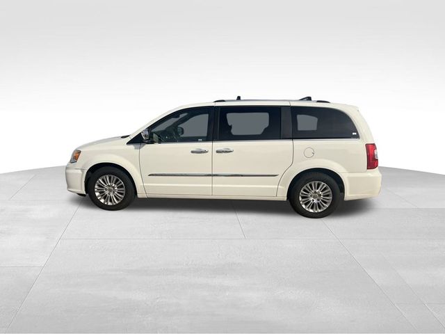 2012 Chrysler Town & Country Limited