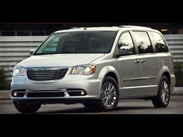 2012 Chrysler Town & Country Limited