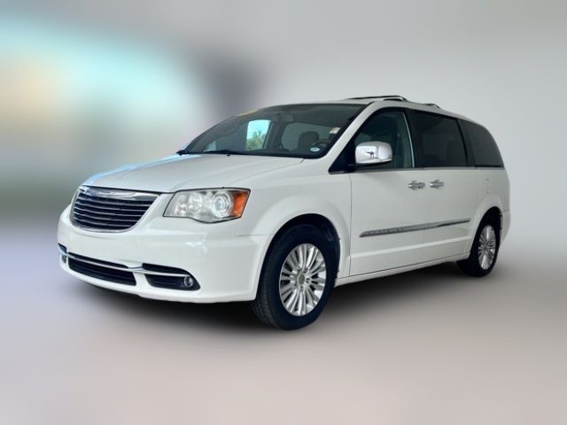 2012 Chrysler Town & Country Limited