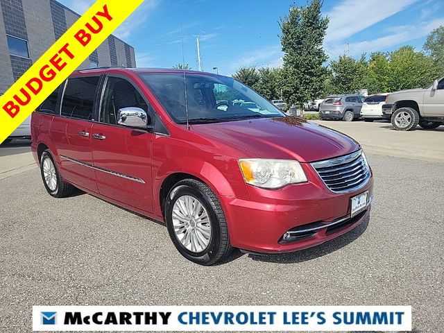 2012 Chrysler Town & Country Limited