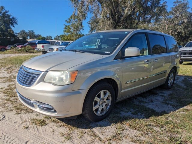 2012 Chrysler Town & Country Touring