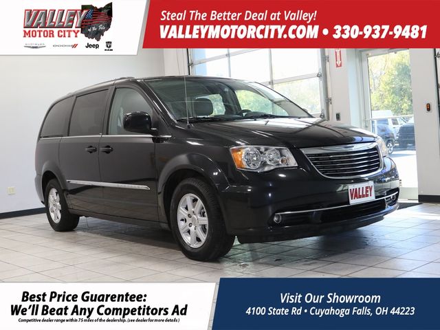 2012 Chrysler Town & Country Touring