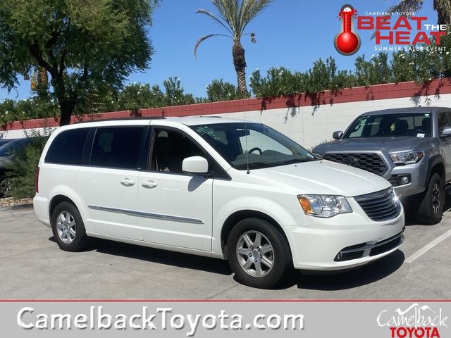 2012 Chrysler Town & Country Touring