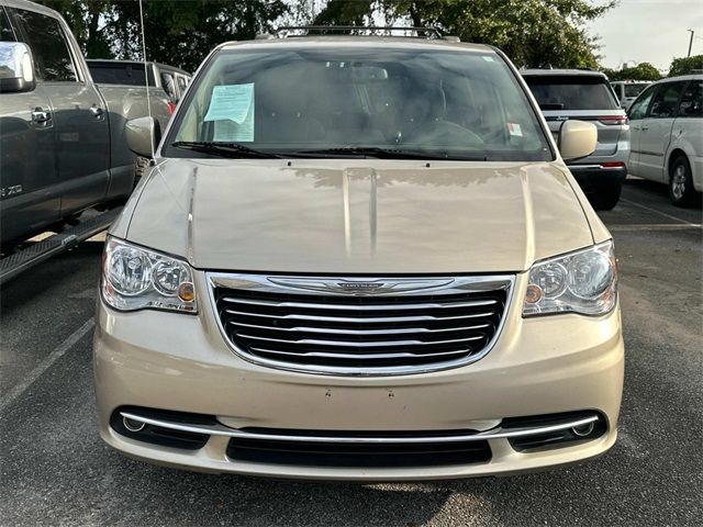 2012 Chrysler Town & Country Touring